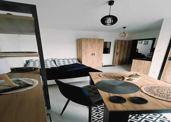 Апартаменты For 2 People, Меленко